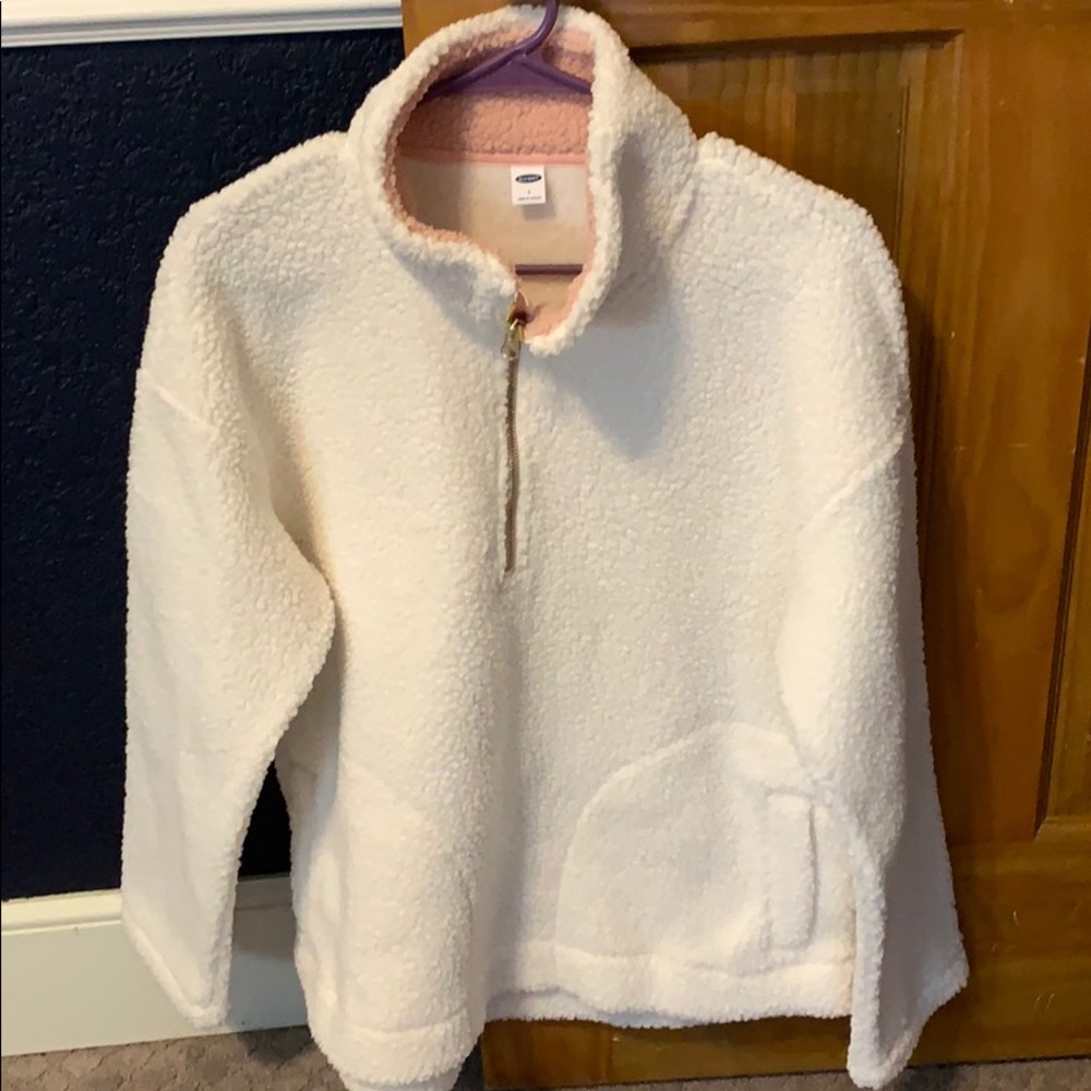 Old Navy Sherpa size L like new